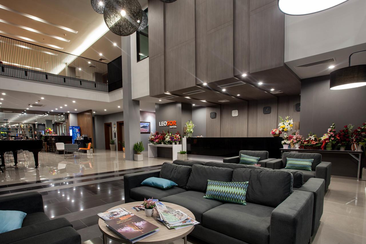 Leosor Hotel Nakhonratchasima Exterior foto