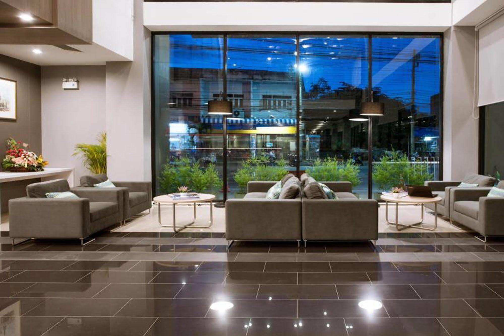 Leosor Hotel Nakhonratchasima Exterior foto