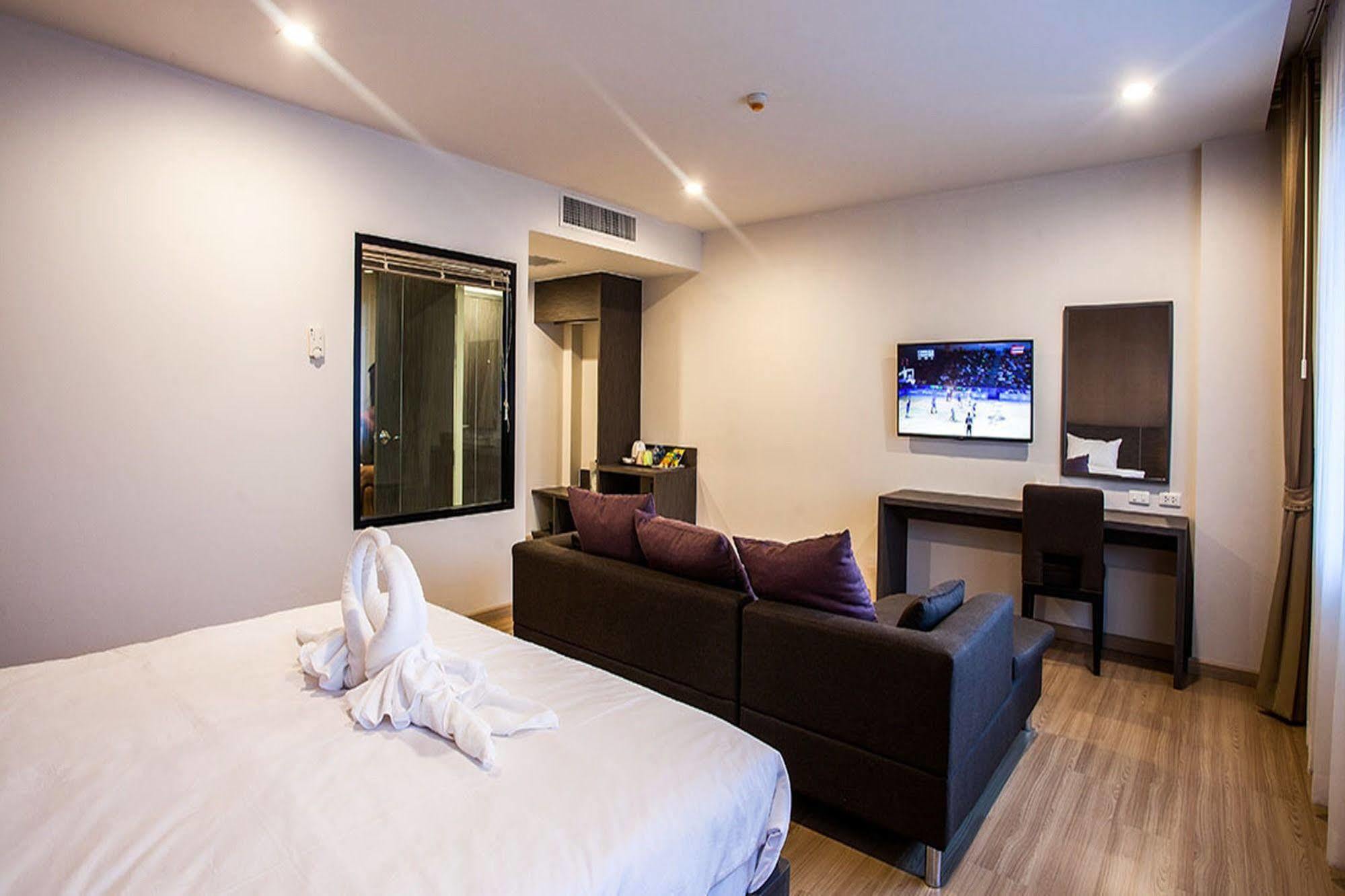 Leosor Hotel Nakhonratchasima Exterior foto