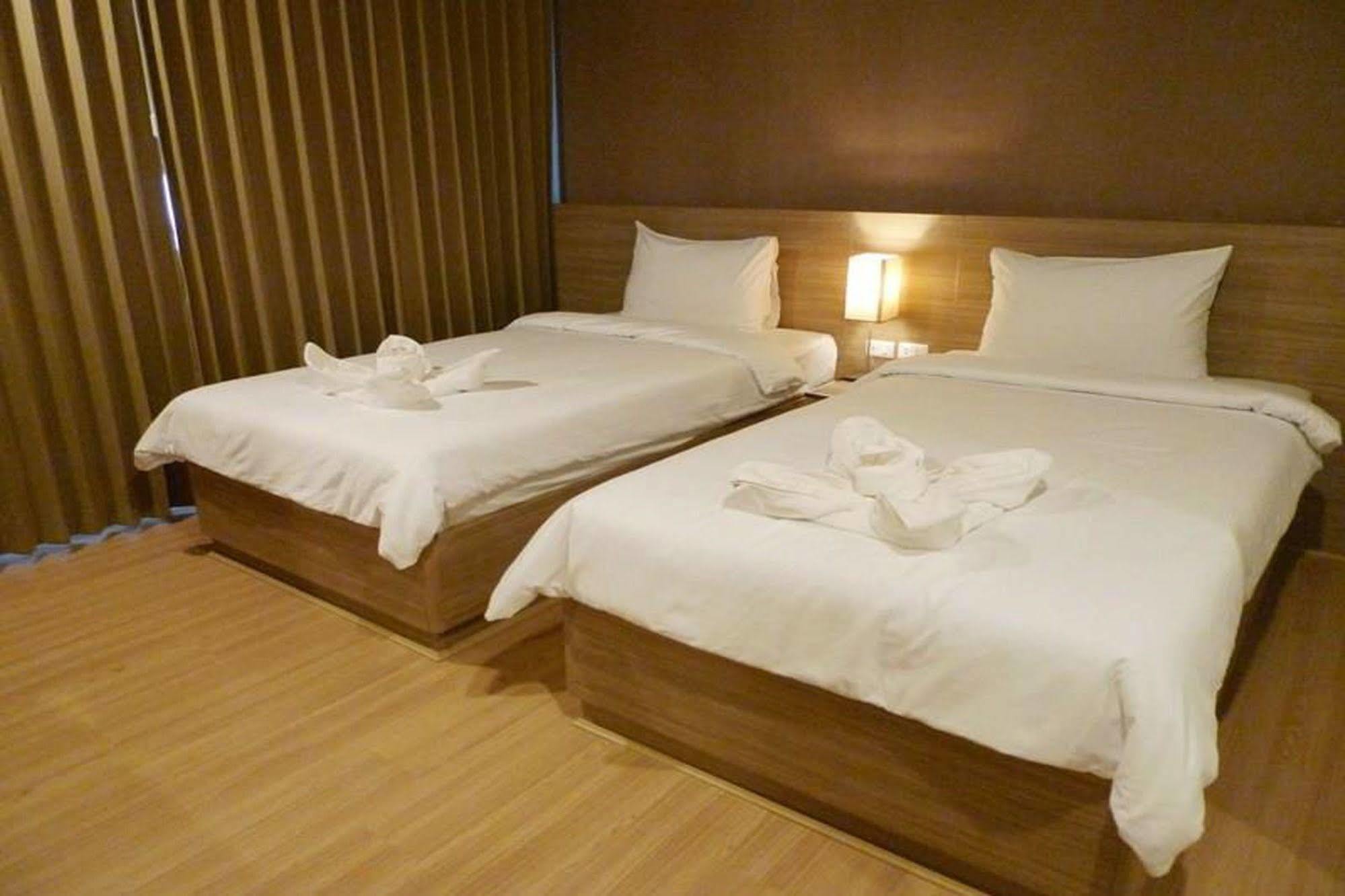 Leosor Hotel Nakhonratchasima Exterior foto
